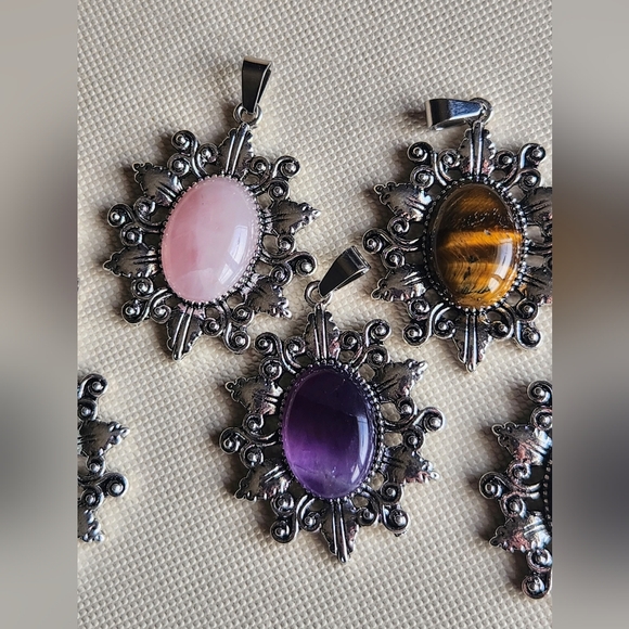 Genuine Crystal Vintage Victorian Style Sun Pendant Necklace With Rope Chain - Picture 11 of 15